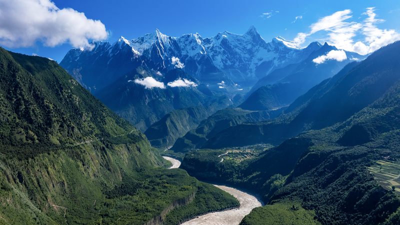 Experience Namcha Barwa’s Mystical Beauty via Live Stream video poster