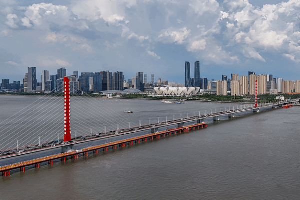 Xixing Bridge on the Qiantang River: Hangzhou’s Riverfront Icon Xixing Bridge on the Qiantang River: Hangzhou’s Riverfront Icon video poster