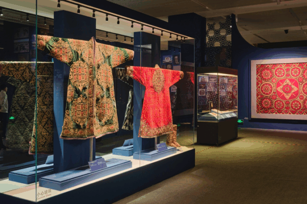 SCO Exhibition in Beijing: Where Civilizations Meet SCO_Exhibition_in_Beijing__Where_Civilizations_Meet