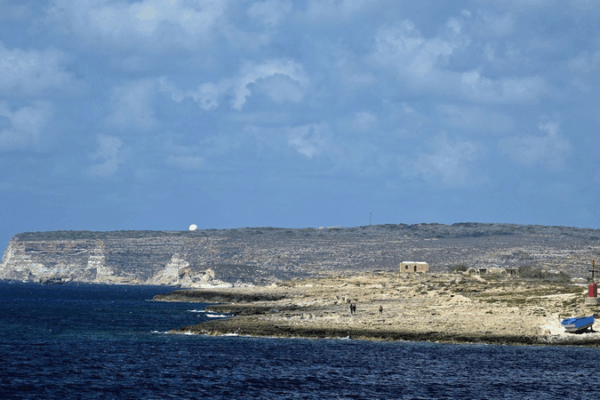 Shipwreck off Lampedusa Leaves at Least 20 Migrants Dead Shipwreck_off_Lampedusa_Leaves_at_Least_20_Migrants_Dead
