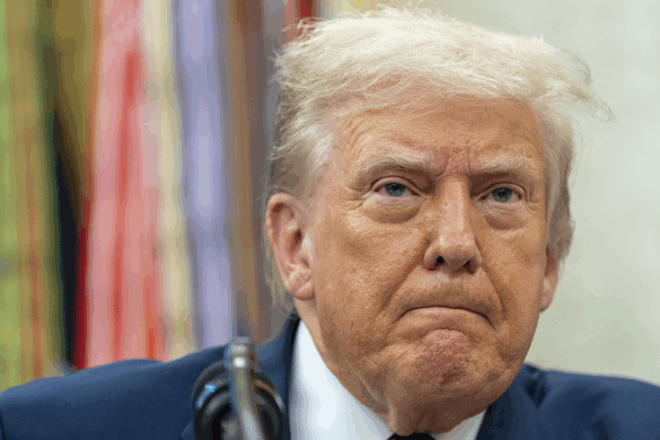 Trump’s 100% Chip Tariff Leaves Tech Firms Scrambling Trump_s_100__Chip_Tariff_Leaves_Tech_Firms_Scrambling