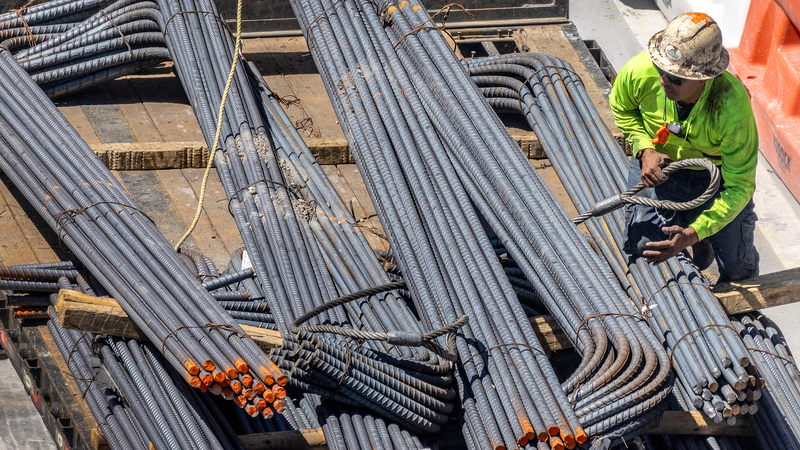 US 50% Metals Tariffs Shake Up Supply Chains US_50__Metals_Tariffs_Shake_Up_Supply_Chains