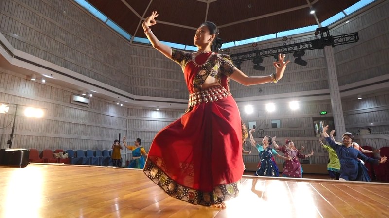 Unlocking Indian Classical Dance: A Rhythmic Cultural Bridge Unlocking_Indian_Classical_Dance__A_Rhythmic_Cultural_Bridge video poster