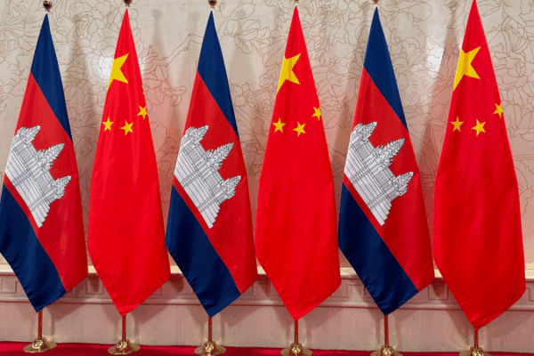 Xi Meets Cambodian PM in Tianjin: A New Chapter of Tech & Trade Xi_Meets_Cambodian_PM_in_Tianjin__A_New_Chapter_of_Tech___Trade