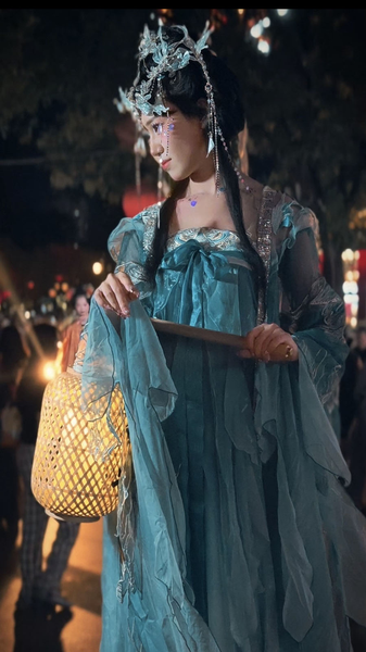 Xi_an_s_Datang_Everbright_City__Tang_Dynasty_Nights_Come_Alive_poster - Namaste Headlines Xi_an_s_Datang_Everbright_City__Tang_Dynasty_Nights_Come_Alive video poster