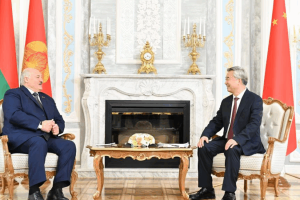 CPC’s Li Xi Wraps Up Goodwill Visit to Belarus, Boosts Cooperation CPC’s Li Xi Wraps Up Goodwill Visit to Belarus, Boosts Cooperation