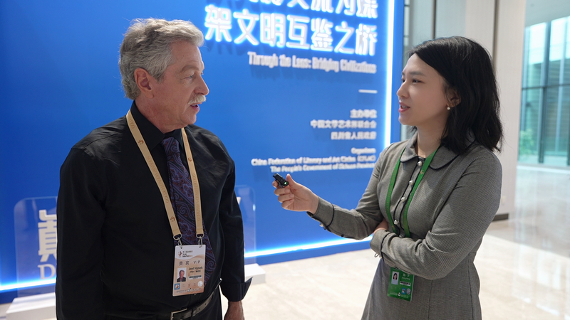 Joel Hynek Hails Cultural Fusion at Chengdu’s Golden Panda Awards video poster