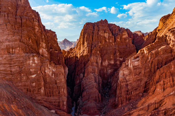 Discover the Colorful Secrets of Xinjiang’s Tianshan Canyon Discover the Colorful Secrets of Xinjiang’s Tianshan Canyon