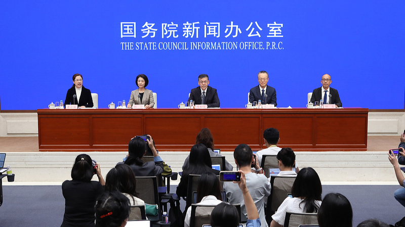 Chinese Mainland's Tech Sector Soars in 14th Five-Year Plan 🚀