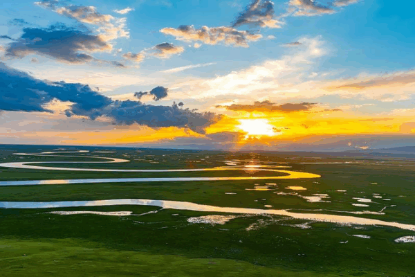 Discover Bayanbulak’s Tongxin Island: Grasslands & River Curves 🏞️ Discover Bayanbulak’s Tongxin Island: Grasslands & River Curves 🏞️ video poster