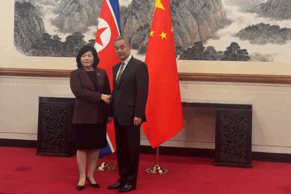 Wang Yi Welcomes DPRK’s Choe Son Hui in Beijing 🤝 Wang Yi Welcomes DPRK’s Choe Son Hui in Beijing 🤝