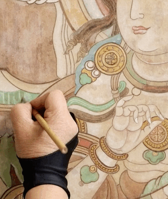 Turpan’s Mural Guardian: Xu Dongliang’s 30-Year Mission Turpan’s Mural Guardian: Xu Dongliang’s 30-Year Mission video poster