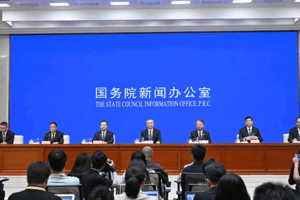 Chinese Mainland Rolls Out 36 New Laws to Power Economy & Protection Chinese_Mainland_Rolls_Out_36_New_Laws_to_Power_Economy___Protection
