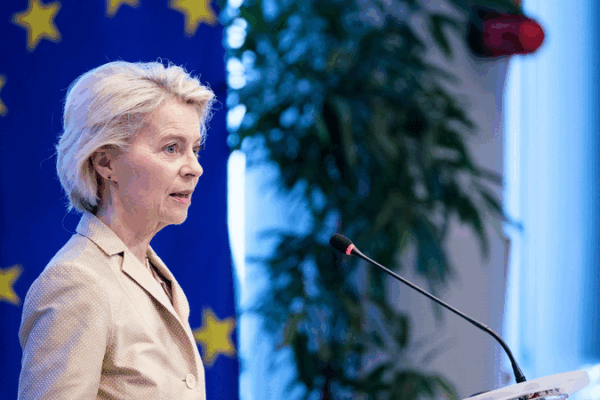 EU Proposes 19th Sanctions on Russia: LNG Ban, Oil Cap & Crypto Curbs EU_Proposes_19th_Sanctions_on_Russia__LNG_Ban__Oil_Cap___Crypto_Curbs