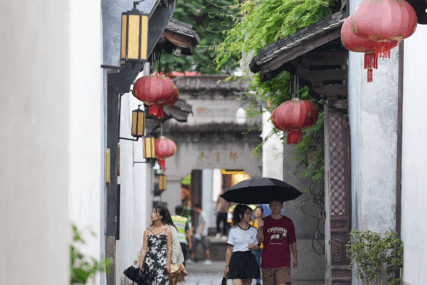 Fuzhou’s Sanfang Qixiang: An Ancient Architectural Gem Fuzhou_s_Sanfang_Qixiang__An_Ancient_Architectural_Gem