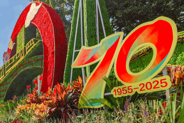 President Xi Heads to Urumqi for Xinjiang Uygur Region’s 70th Anniversary 🎉 President Xi Heads to Urumqi for Xinjiang Uygur Region’s 70th Anniversary 🎉