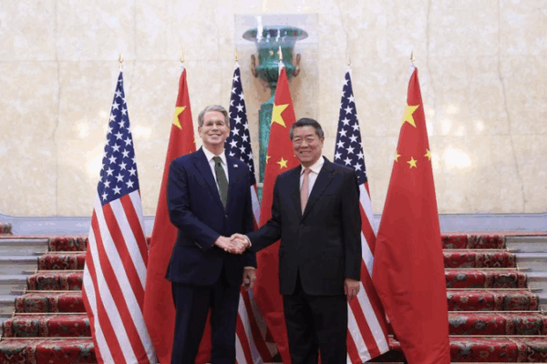 He Lifeng Heads to Spain for China-U.S. Trade Talks on Tariffs, Export Curbs & TikTok He_Lifeng_Heads_to_Spain_for_China_U_S__Trade_Talks_on_Tariffs__Export_Curbs___TikTok