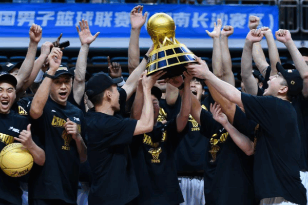 Hong Kong Bulls Defend NBL Crown with 85-71 Win! Hong_Kong_Bulls_Defend_NBL_Crown_with_85_71_Win_