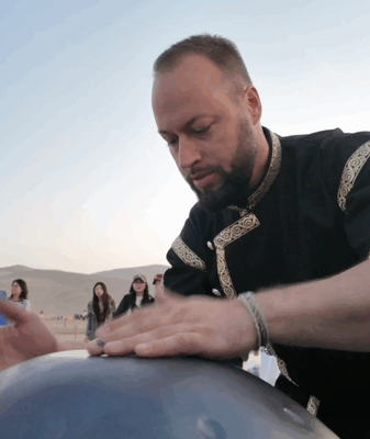 Hungarian Handpan Artist Wows with Dunhuang Flash Mob Hungarian_Handpan_Artist_Wows_with_Dunhuang_Flash_Mob video poster