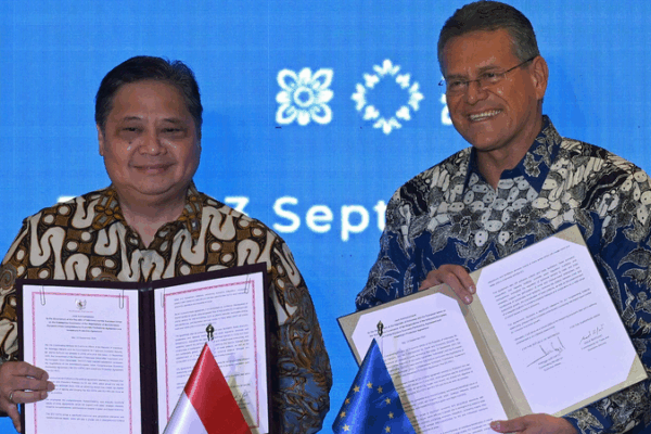 Indonesia & EU Sign Historic Trade Deal After 9 Years Indonesia___EU_Sign_Historic_Trade_Deal_After_9_Years