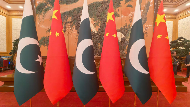 Xi Jinping Meets PM Shehbaz Sharif in Beijing 🤝