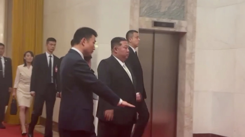 Kim Jong Un Touches Down in Beijing for Talks with Xi Jinping Kim_Jong_Un_Touches_Down_in_Beijing_for_Talks_with_Xi_Jinping video poster