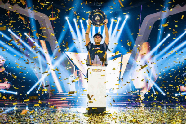 Xiaohai’s Epic Comeback: Esports Champ Zeng Eyes 2026 Asian Games 🎮🔥 Xiaohai’s Epic Comeback: Esports Champ Zeng Eyes 2026 Asian Games 🎮🔥 video poster