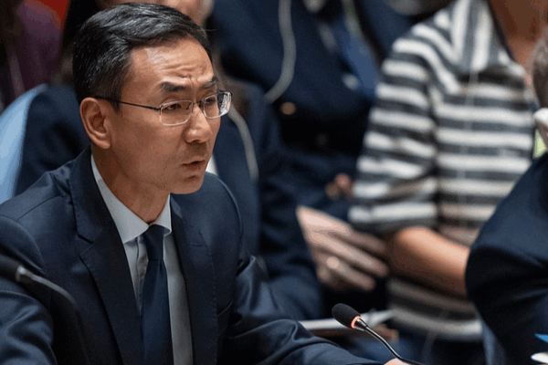 Chinese Envoy Urges Containing Ukraine Crisis Spillover 🌏✊