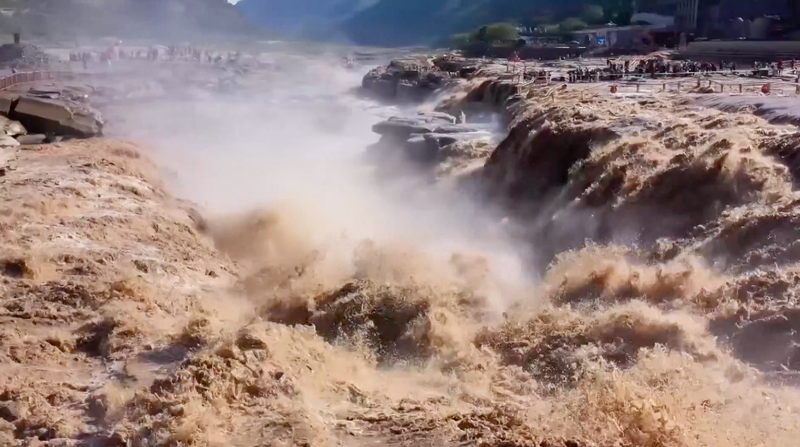Mesmerizing_Golden_Waves__Hukou_Waterfall_Spectacle_on_Yellow_River_poster - Namaste Headlines Mesmerizing_Golden_Waves__Hukou_Waterfall_Spectacle_on_Yellow_River video poster
