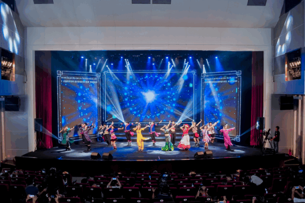Mid-Autumn Magic: Chinese Mainland & Vietnam Shine at Hanoi Gala Mid_Autumn_Magic__Chinese_Mainland___Vietnam_Shine_at_Hanoi_Gala