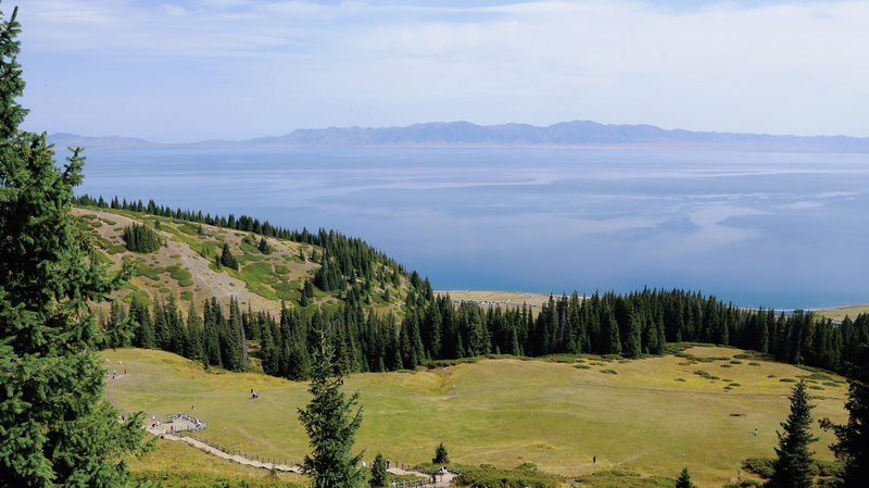 Misty Waterfalls and Spruces: Songshutou’s Sayram Lake Spectacle Misty_Waterfalls_and_Spruces__Songshutou_s_Sayram_Lake_Spectacle video poster