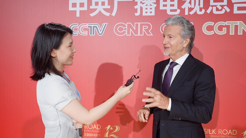 Oscar_VFX_Master_on_AI_s_Filmmaking_Frontier__Control_Is_Key video poster