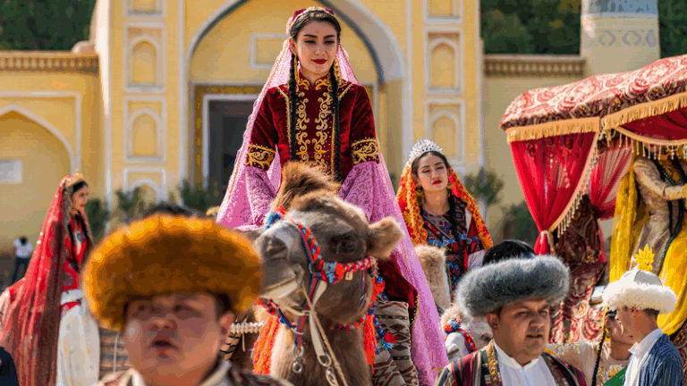 QNV1VRSXKAV4P4SAED61 - Namaste Headlines Xinjiang's Human Rights Journey: Population Growth & Desert Uplift 🚀