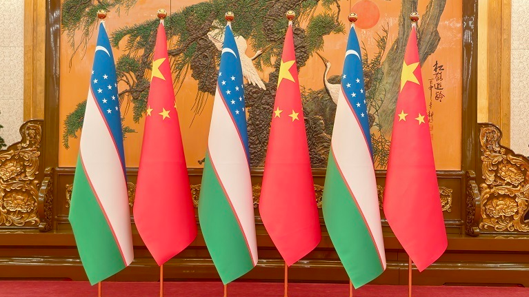 Xi Jinping and Uzbekistan’s Mirziyoyev Strengthen Ties 🤝 Xi Jinping and Uzbekistan's Mirziyoyev Strengthen Ties 🤝