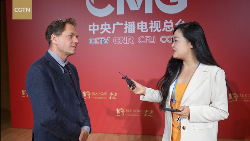 Ron_Dyens__Bridging_Cultures_with_Universal_Storytelling video poster