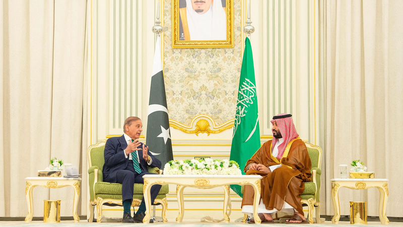 Saudi_Arabia___Pakistan_Sign_Strategic_Defense_Pact - Namaste Headlines Saudi_Arabia___Pakistan_Sign_Strategic_Defense_Pact