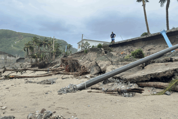 Super Typhoon Ragasa Strikes Philippines: 6 Lives Lost Super_Typhoon_Ragasa_Strikes_Philippines__6_Lives_Lost