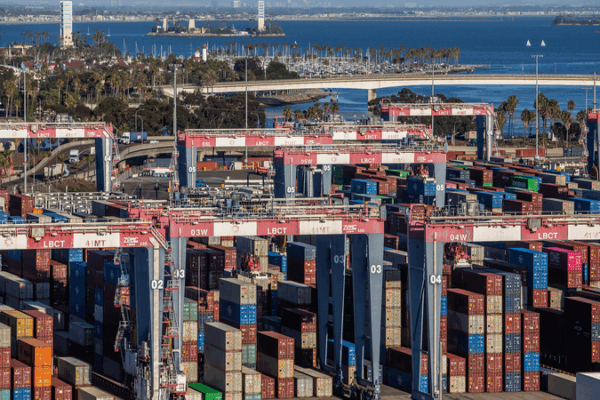 US Tariffs Hit SMEs Hard, Fueling Cost Hikes & Poverty Concerns US_Tariffs_Hit_SMEs_Hard__Fueling_Cost_Hikes___Poverty_Concerns
