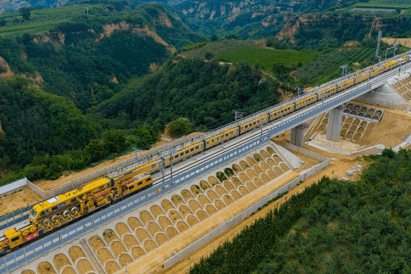 Xi_an_Yan_an_High_Speed_Rail_Enters_Testing_Phase - Namaste Headlines Xi_an_Yan_an_High_Speed_Rail_Enters_Testing_Phase