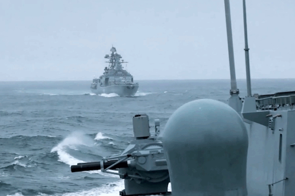 Zapad-2025 Drills: Russia & Belarus Flex Muscles Near NATO Borders Zapad_2025_Drills__Russia___Belarus_Flex_Muscles_Near_NATO_Borders