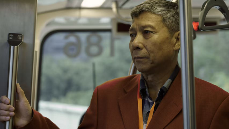 0X9U40PT6PJHW3S677Z1 - Namaste Headlines Tian Qichang’s Office: Bridging Families Across the Straits video poster