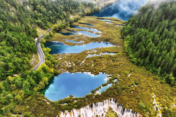 Ep. 2: Nuorilang Lakes – Jiuzhaigou’s Sparkling Gem Ep. 2: Nuorilang Lakes – Jiuzhaigou's Sparkling Gem video poster