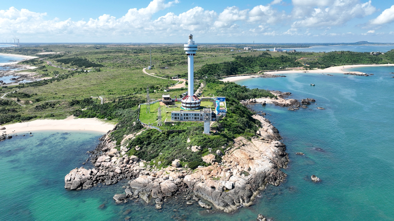 Mulantou Lighthouse: Hainan’s Coastal Beacon Turned Tourist Gem Mulantou Lighthouse: Hainan’s Coastal Beacon Turned Tourist Gem