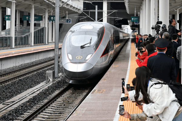 🚄 Transport Goes Next-Level: Chinese Mainland’s 5-Year Modernization 🚄 Transport Goes Next-Level: Chinese Mainland's 5-Year Modernization