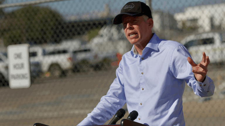 US Shutdown Forces Nuclear Workers Into Unpaid Furlough 😬