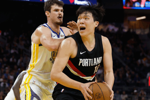 Yang Hansen’s NBA Debut: Blazers vs. Warriors Preseason Recap Yang Hansen’s NBA Debut: Blazers vs. Warriors Preseason Recap