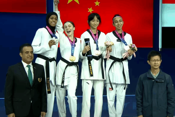 China Clinches Top Spot with 9 Medals at World Taekwondo Champs China_Clinches_Top_Spot_with_9_Medals_at_World_Taekwondo_Champs