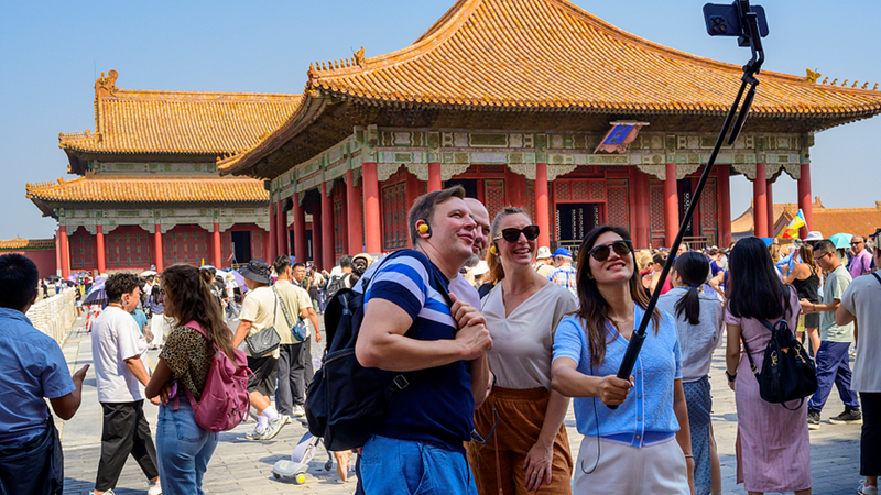 China Travel Boom: Visa-Free Entry, High-Speed Rails & Instant Tax Rebates China_Travel_Boom__Visa_Free_Entry__High_Speed_Rails___Instant_Tax_Rebates
