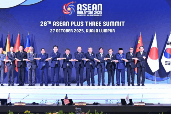Chinese Premier Li Qiang Urges Stronger ASEAN+3 Partnerships Chinese_Premier_Li_Qiang_Urges_Stronger_ASEAN_3_Partnerships