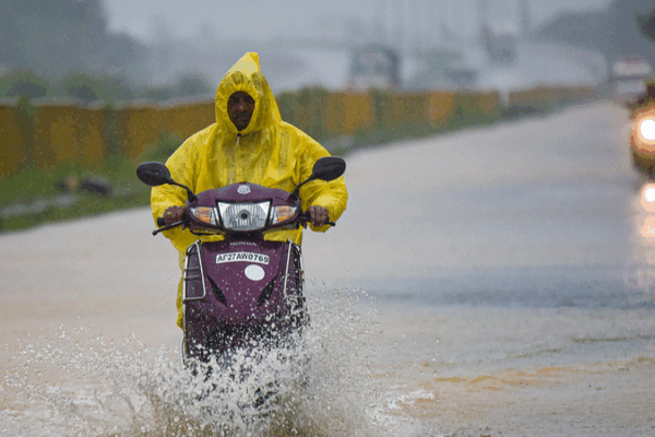 Cyclone Montha Hits East India: 2 Dead, Widespread Devastation Cyclone_Montha_Hits_East_India__2_Dead__Widespread_Devastation